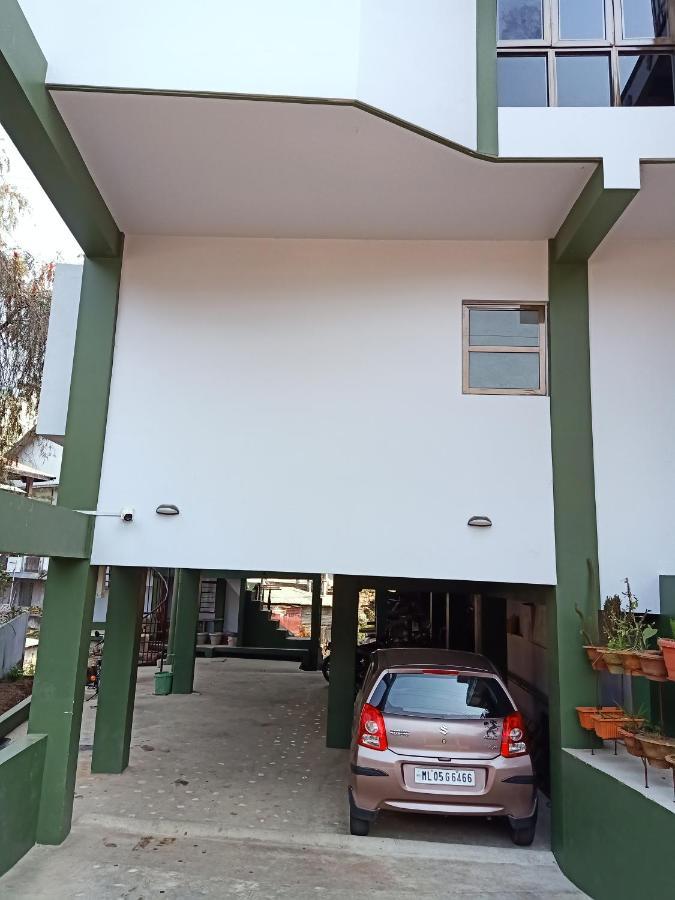 Khriang Khongwir Homestay Шиллонг Екстер'єр фото